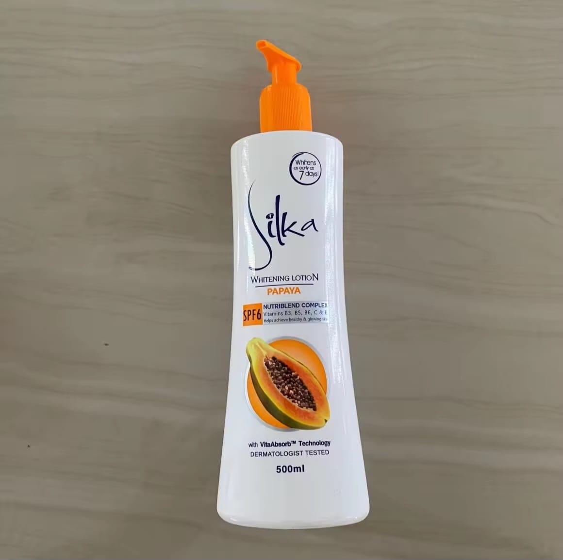 Silka Papaya Body Lotion SPF 6 Complexe 300 ml – Lotion Hydratante Éclat avec Protection Solaire